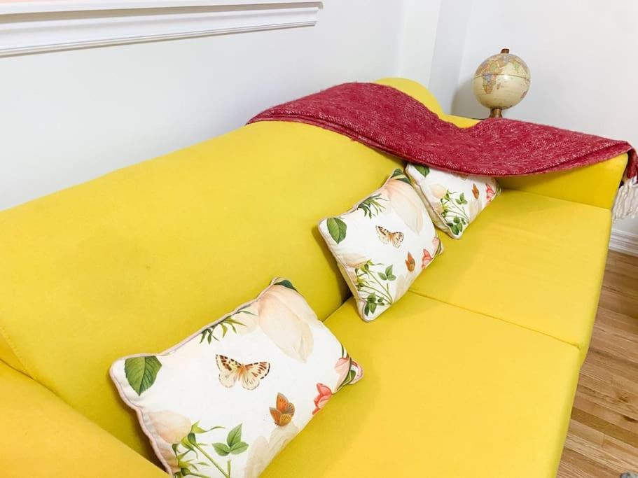 Elegant Rooms In Shared Townhouse Next To Beach Whitby Εξωτερικό φωτογραφία