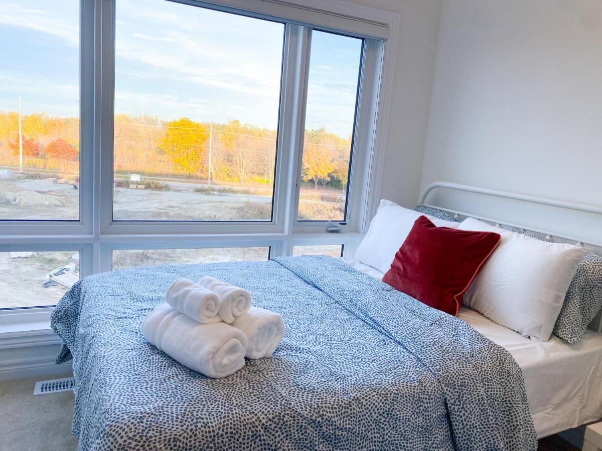 Elegant Rooms In Shared Townhouse Next To Beach Whitby Εξωτερικό φωτογραφία